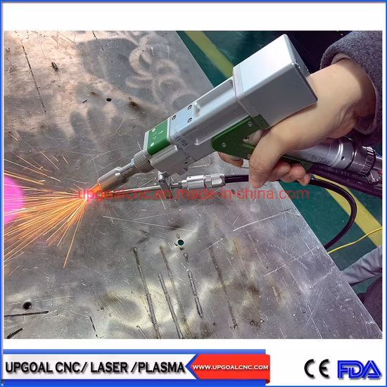 Новый комбинированный ручной волоконный лазерный сварочный аппарат мощностью 2000 Вт для очистки и резки с функцией 3 в 1 для углеродистой стали/нержавеющей стали/оцинкованного листа/алюминия. Скидка 20%.